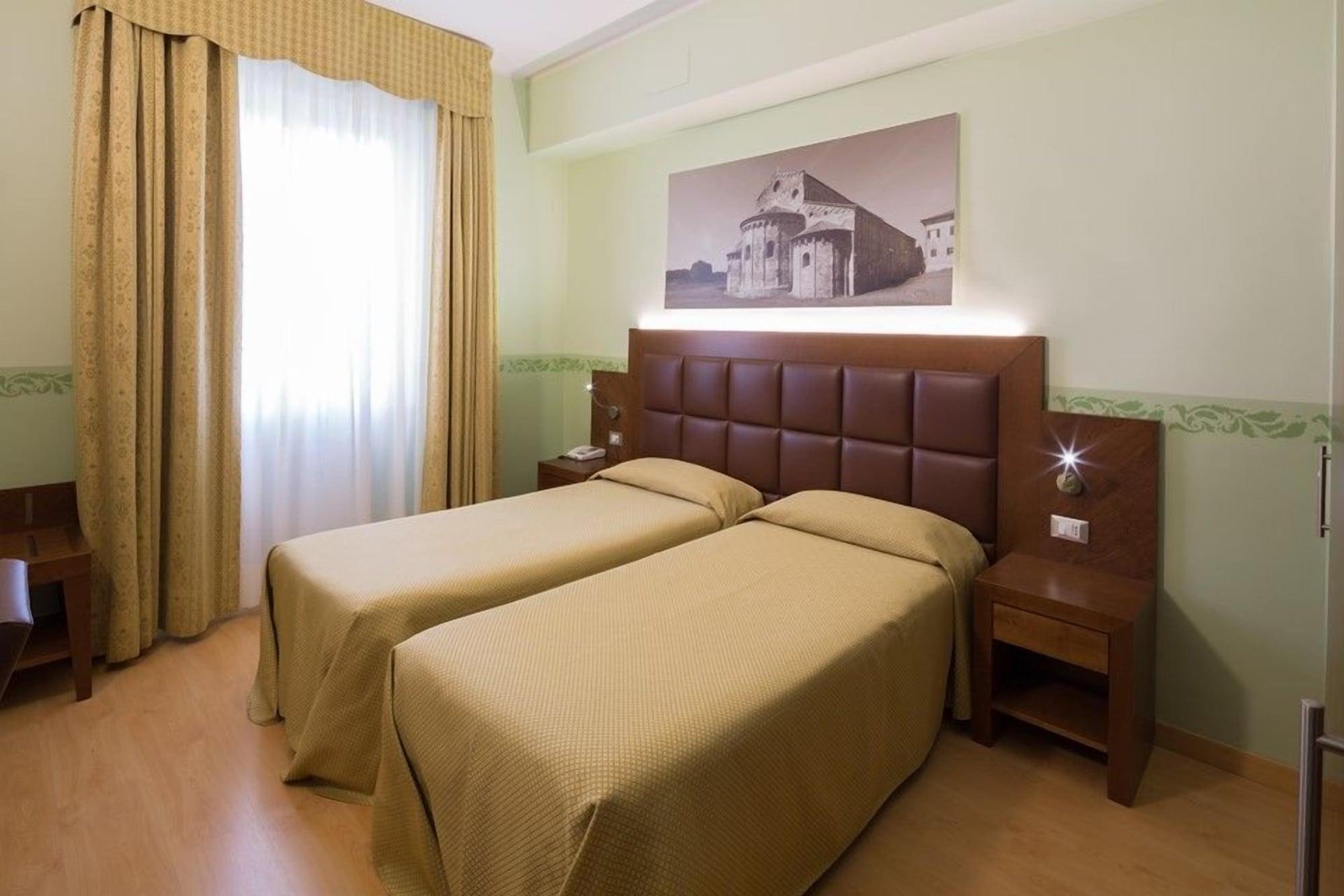 Hotel Terminus & Plaza Pisa Exterior foto